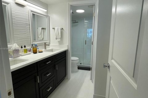 Copropriété à louer à Fort Lauderdale, Floride: 1 chambre, 65.96 m2 № 2019091 - photo 17