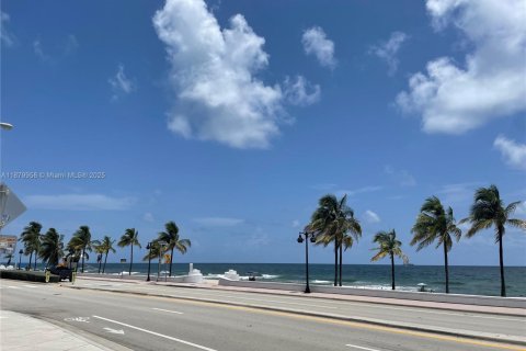 Copropriété à louer à Fort Lauderdale, Floride: 1 chambre, 65.96 m2 № 2019091 - photo 28