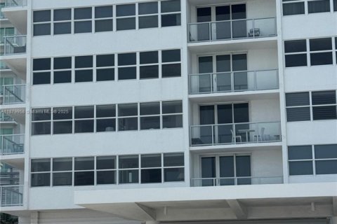 Copropriété à louer à Fort Lauderdale, Floride: 1 chambre, 65.96 m2 № 2019091 - photo 3