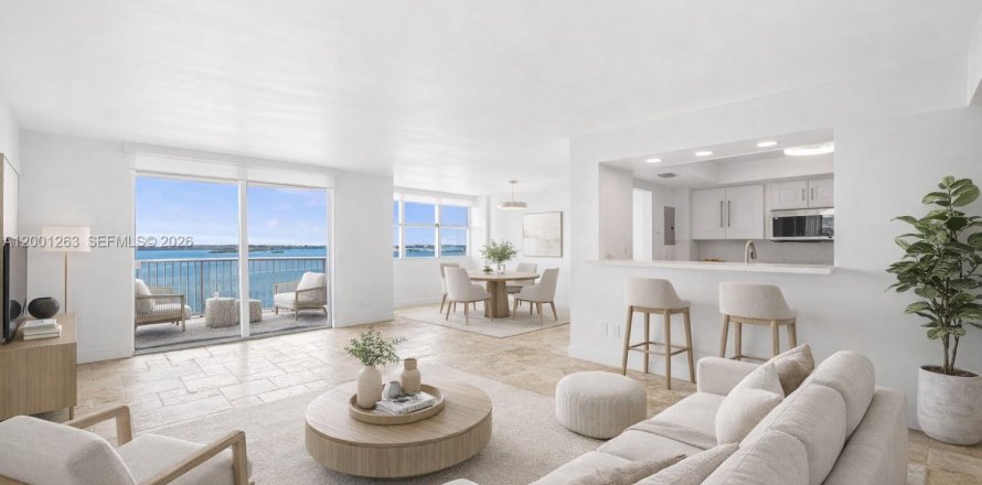 Condo à Miami, Floride, 3 chambres  № 2065373