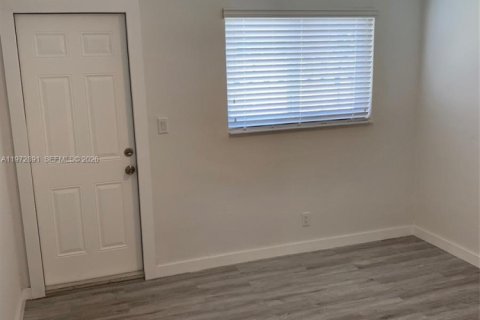 Apartamento en alquiler en Fort Lauderdale, Florida, 2 dormitorios, 88.26 m2 № 2033083 - foto 8