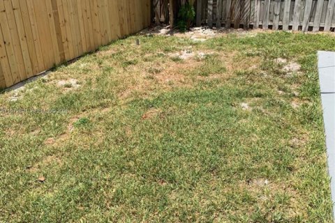 Apartamento en alquiler en Fort Lauderdale, Florida, 2 dormitorios, 88.26 m2 № 2033083 - foto 15