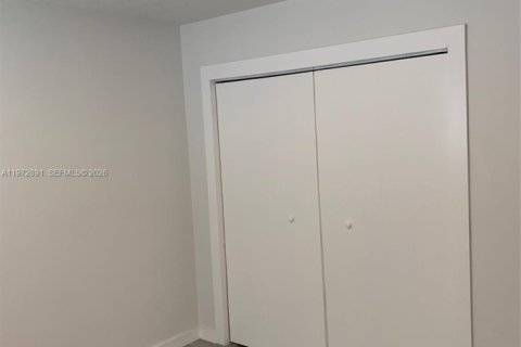 Apartamento en alquiler en Fort Lauderdale, Florida, 2 dormitorios, 88.26 m2 № 2033083 - foto 9