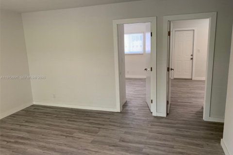 Apartamento en alquiler en Fort Lauderdale, Florida, 2 dormitorios, 88.26 m2 № 2033083 - foto 7