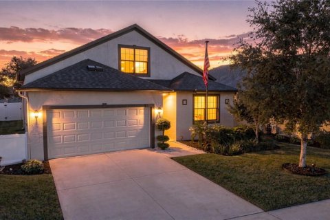 Villa ou maison à Spring Hill, Floride 5 chambres, 225.94 m2 № 2408385