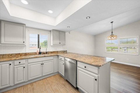 Villa ou maison à vendre à Saint Petersburg, Floride: 3 chambres, 200.67 m2 № 2349751 - photo 22