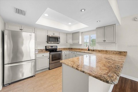 Villa ou maison à vendre à Saint Petersburg, Floride: 3 chambres, 200.67 m2 № 2349751 - photo 20