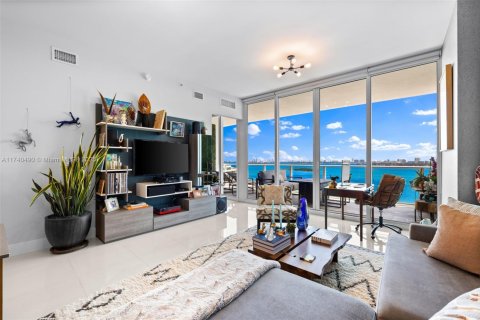 Condominio en venta en Miami, Florida, 2 dormitorios, 104.79 m2 № 1985140 - foto 16