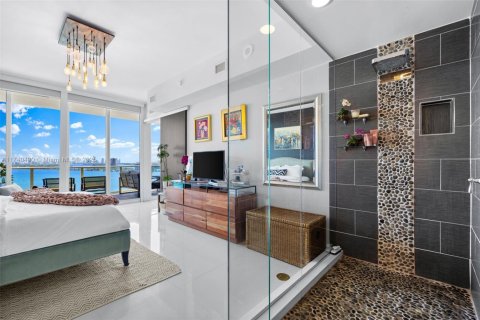 Condominio en venta en Miami, Florida, 2 dormitorios, 104.79 m2 № 1985140 - foto 26