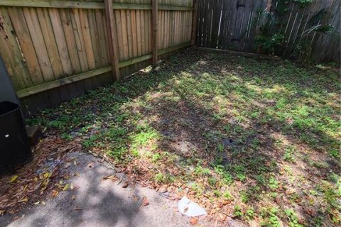 Townhouse in Gainesville, Florida 2 bedrooms, 86.4 sq.m. № 1718210 - photo 15