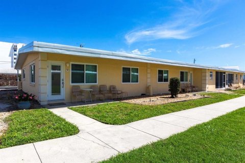 Villa ou maison à Sarasota, Floride 2 chambres, 78.04 m2 № 2136221