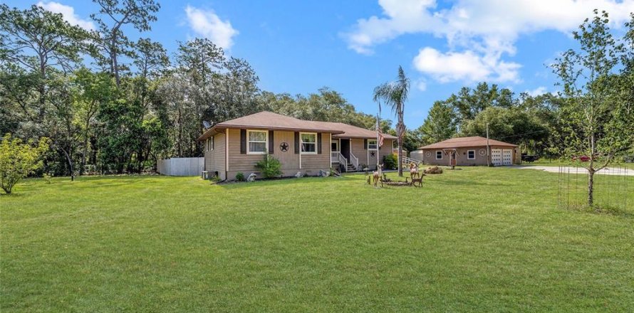 Casa en Dunnellon, Florida 3 dormitorios, 139.35 m2 № 2221289