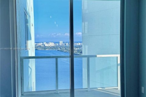 Купить кондоминиум в Майами, Флорида 55.18м2, № 2054817 - фото 23