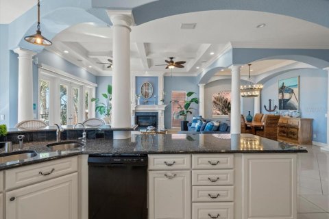 Casa en venta en Treasure Island, Florida, 5 dormitorios, 463.4 m2 № 2198874 - foto 23