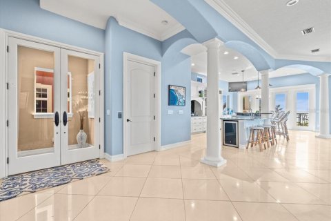 Casa en venta en Treasure Island, Florida, 5 dormitorios, 463.4 m2 № 2198874 - foto 10
