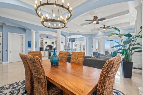 Casa en venta en Treasure Island, Florida, 5 dormitorios, 463.4 m2 № 2198874 - foto 30