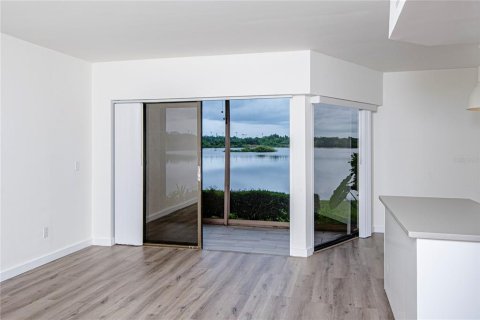Condominio en venta en Safety Harbor, Florida, 1 dormitorio, 65.03 m2 № 1918029 - foto 5