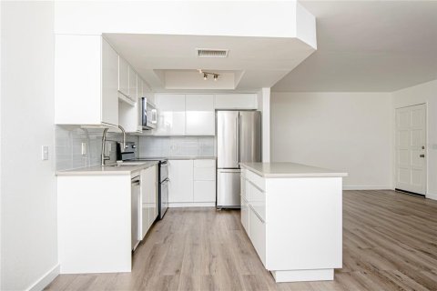 Condominio en venta en Safety Harbor, Florida, 1 dormitorio, 65.03 m2 № 1918029 - foto 9