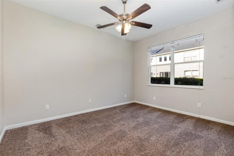 Townhouse in Orlando, Florida 2 bedrooms, 191.29 sq.m. № 1851734 - photo 14