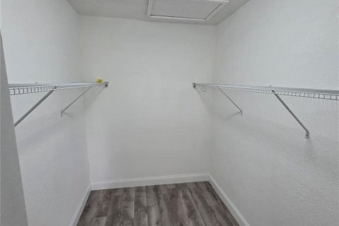 Villa ou maison à vendre à Orlando, Floride: 4 chambres, 146.97 m2 № 2388762 - photo 15