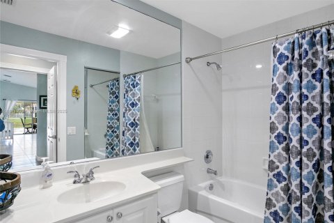 House in Wellington, Florida 2 bedrooms, 141.77 sq.m. № 1920230 - photo 20