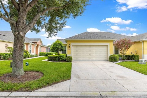 House in Ocala, Florida 2 bedrooms, 144.56 sq.m. № 1904284 - photo 3