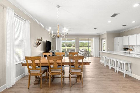 House in Ocala, Florida 2 bedrooms, 144.56 sq.m. № 1904284 - photo 8