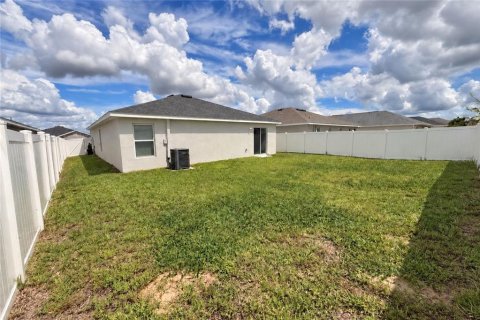 Villa ou maison à vendre à Haines City, Floride: 3 chambres, 125.14 m2 № 2388699 - photo 17