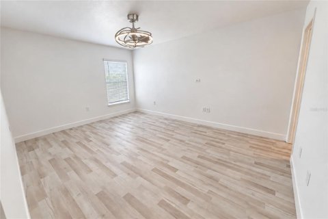 Villa ou maison à vendre à Haines City, Floride: 3 chambres, 125.14 m2 № 2388699 - photo 11