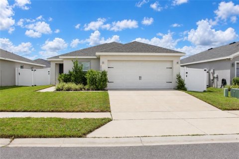 Villa ou maison à Haines City, Floride 3 chambres, 125.14 m2 № 2388699