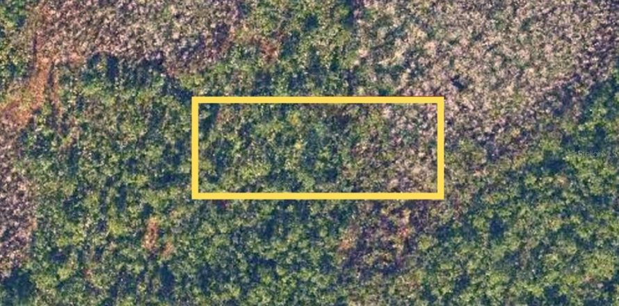 Terreno en Christmas, Florida № 2234249