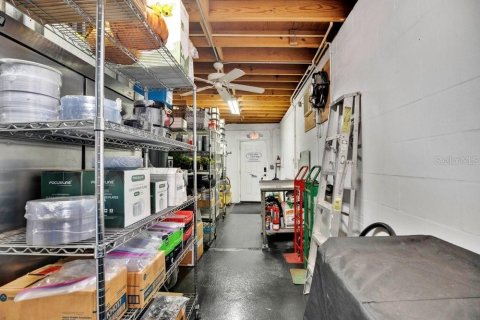 Commercial property in Zellwood, Florida № 2288079 - photo 8