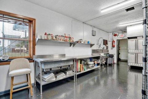 Commercial property in Zellwood, Florida № 2288079 - photo 19