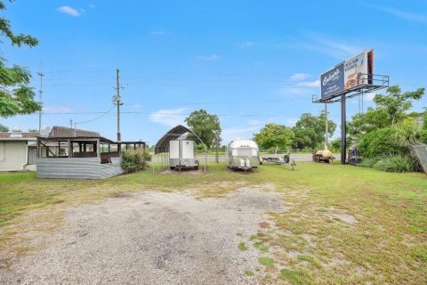 Commercial property in Zellwood, Florida № 2288079 - photo 6