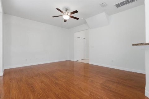 Casa en venta en Lutz, Florida, 3 dormitorios, 155.24 m2 № 2315121 - foto 8