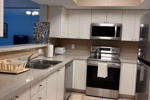 Condominio en venta en Sunny Isles Beach, Florida, 1 dormitorio, 91.97 m2 № 1958358 - foto 14