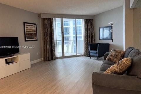 Condominio en venta en Sunny Isles Beach, Florida, 1 dormitorio, 91.97 m2 № 1958358 - foto 16