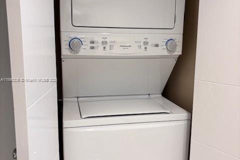 Condominio en venta en Sunny Isles Beach, Florida, 1 dormitorio, 91.97 m2 № 1958358 - foto 20