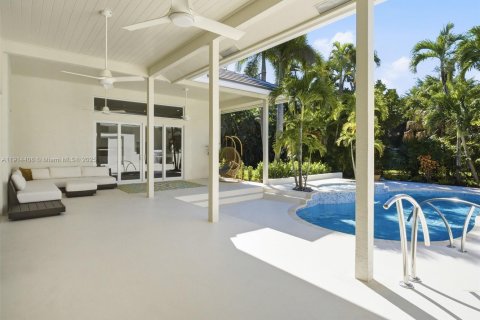 Купить виллу или дом в Палм-Бич-Гарденс, Флорида 6 спален, 444.26м2, № 1971442 - фото 29