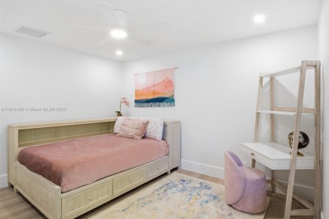 Купить виллу или дом в Палм-Бич-Гарденс, Флорида 6 спален, 444.26м2, № 1971442 - фото 24