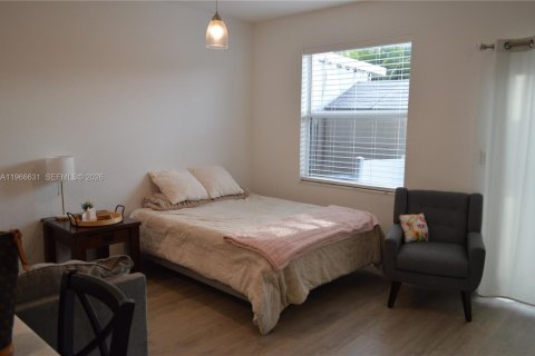 Townhouse in Homestead, Florida 3 bedrooms, 129.41 sq.m. № 2029638 - photo 25