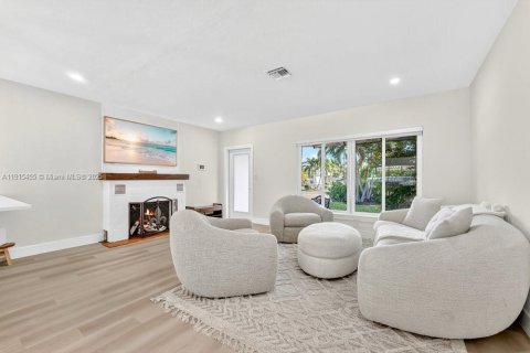 Villa ou maison à vendre à Fort Lauderdale, Floride: 2 chambres, 121.05 m2 № 2017191 - photo 9
