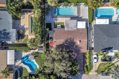 Villa ou maison à vendre à Fort Lauderdale, Floride: 2 chambres, 121.05 m2 № 2017191 - photo 29