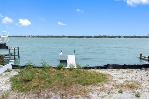 Terreno en venta en Treasure Island, Florida № 1681160 - foto 20