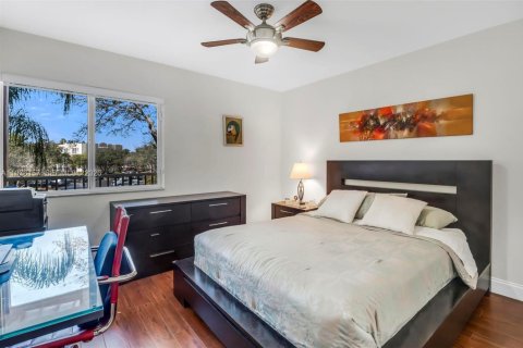 Condo in Tamarac, Florida, 2 bedrooms № 2033592 - photo 22