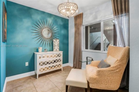 Condo in Tamarac, Florida, 2 bedrooms № 2033592 - photo 24