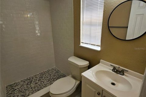 Casa en alquiler en Tampa, Florida, 4 dormitorios, 138.98 m2 № 1852766 - foto 14
