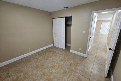 Casa en alquiler en Tampa, Florida, 4 dormitorios, 138.98 m2 № 1852766 - foto 18