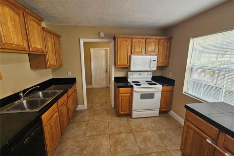 Casa en alquiler en Tampa, Florida, 4 dormitorios, 138.98 m2 № 1852766 - foto 23