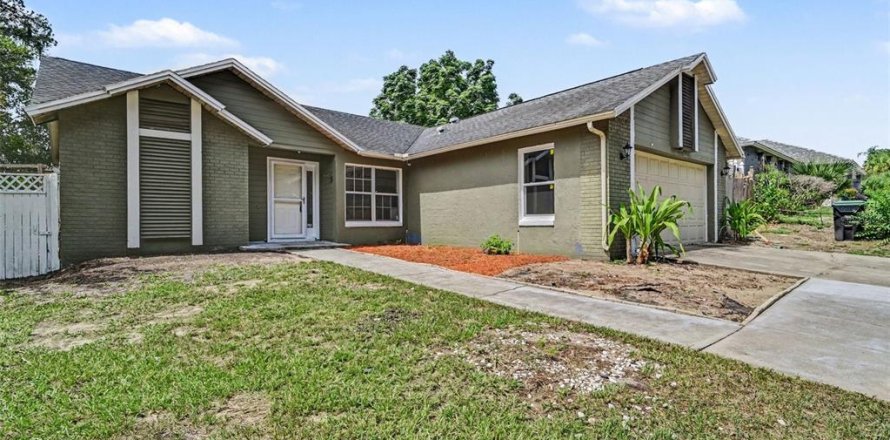 Villa ou maison à Orlando, Floride 3 chambres, 138.24 m2 № 2219347